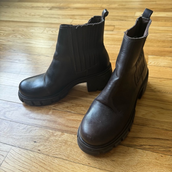 Steve Madden Dark Brown Ankle Booties - Picture 1 of 7